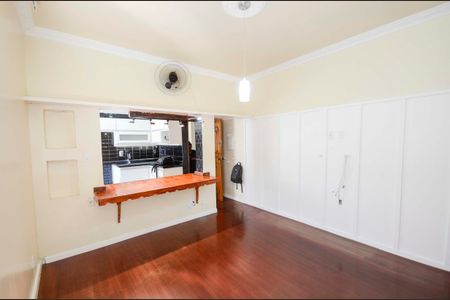 Apartamento para alugar com 75m², 3 quartos e 1 vaga Apartamento para alugar com 75m², 3 quartos e 1 vagaSala