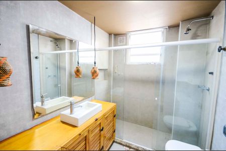 Apartamento para alugar com 75m², 3 quartos e 1 vaga Apartamento para alugar com 75m², 3 quartos e 1 vagaBanheiro
