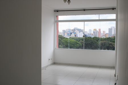Apartamento à venda com 71m², 1 quarto e sem vagaSala