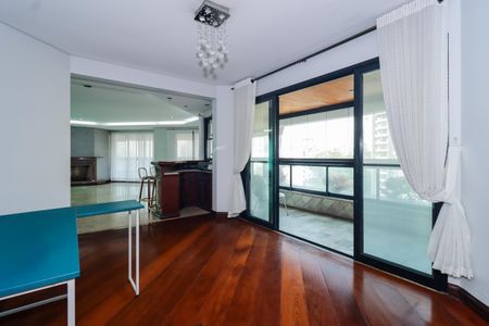 Apartamento para alugar com 300m², 4 quartos e 4 vagasSala de Jantar