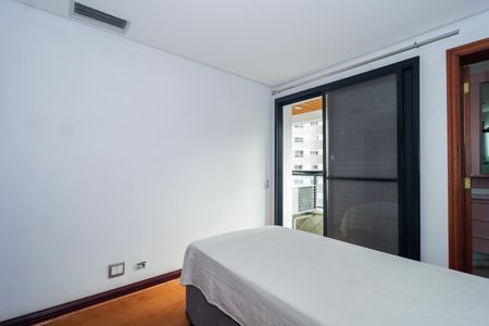 Apartamento para alugar com 300m², 4 quartos e 4 vagasSuíte 2