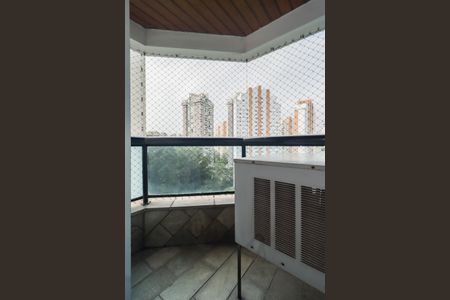 Apartamento para alugar com 300m², 4 quartos e 4 vagasSuíte 3