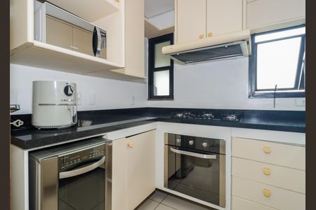 Apartamento para alugar com 300m², 4 quartos e 4 vagasCozinha