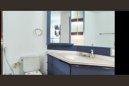 Apartamento para alugar com 300m², 4 quartos e 4 vagasBanheiro da Suíte 1