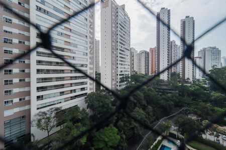 Apartamento para alugar com 300m², 4 quartos e 4 vagasVista da Suíte 1
