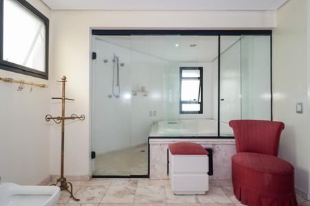 Apartamento para alugar com 300m², 4 quartos e 4 vagasBanheiro da Suíte 3