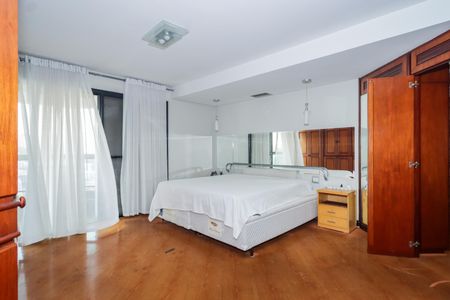 Apartamento para alugar com 300m², 4 quartos e 4 vagasSuíte 3