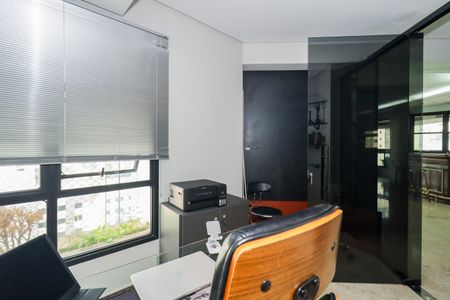 Apartamento para alugar com 300m², 4 quartos e 4 vagasEscritório