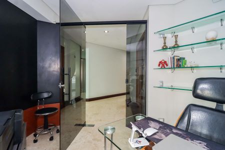 Apartamento para alugar com 300m², 4 quartos e 4 vagasEscritório
