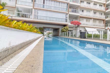 Apartamento à venda com 175m², 2 quartos e 2 vagasÁrea comum - Piscina