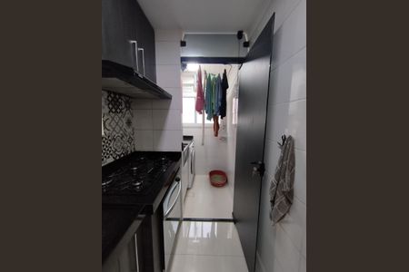 Apartamento à venda com 54m², 2 quartos e 1 vaga Apartamento à venda com 54m², 2 quartos e 1 vagaCozinha e Área de Serviço