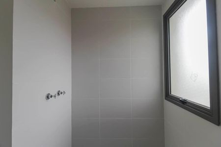 Apartamento para alugar com 95m², 3 quartos e 2 vagas Apartamento para alugar com 95m², 3 quartos e 2 vagasBanheiro da Suíte