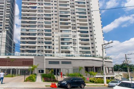 Apartamento para alugar com 95m², 3 quartos e 2 vagas Apartamento para alugar com 95m², 3 quartos e 2 vagasFachada