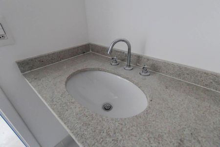 Apartamento para alugar com 95m², 3 quartos e 2 vagas Apartamento para alugar com 95m², 3 quartos e 2 vagasBanheiro