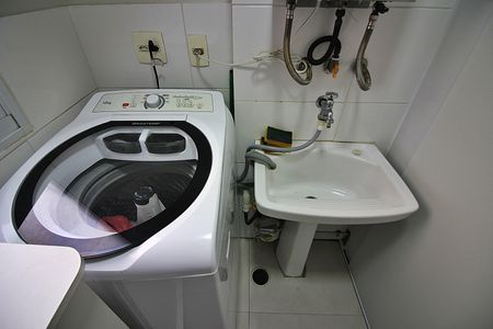 Apartamento à venda com 87m², 2 quartos e 1 vagaÁrea de Serviço