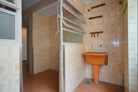 Apartamento para alugar com 122m², 3 quartos e 1 vagaÁrea de Serviço