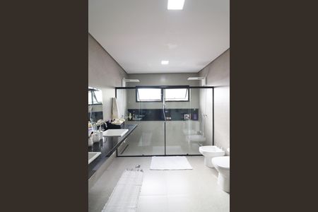 Casa à venda com 430m², 3 quartos e 7 vagasSuíte 1 Banheiro 