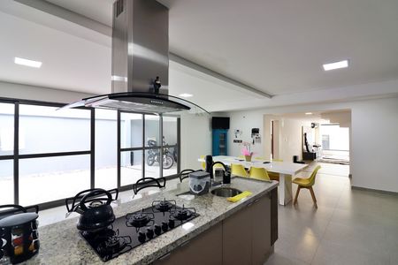 Casa à venda com 430m², 3 quartos e 7 vagasCozinha 