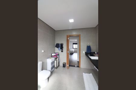 Casa à venda com 430m², 3 quartos e 7 vagasSuíte 1 Banheiro 