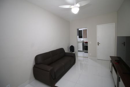 Apartamento à venda com 72m², 2 quartos e 1 vagaSala