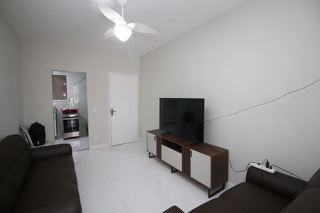 Apartamento à venda com 72m², 2 quartos e 1 vagaSala