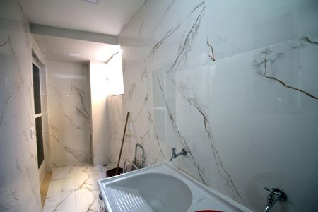 Apartamento à venda com 72m², 2 quartos e 1 vagaÁrea de Serviço