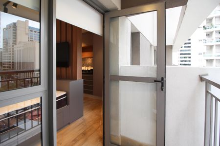 Apartamento à venda com 22m², 1 quarto e sem vaga Apartamento à venda com 22m², 1 quarto e sem vagaVaranda