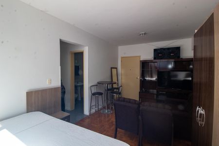 Studio à venda com 32m², 1 quarto e sem vaga Studio à venda com 32m², 1 quarto e sem vagaSala/Quarto