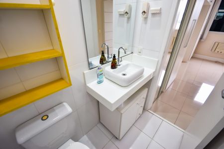 Apartamento à venda com 67m², 3 quartos e 1 vagaBanheiro do Quarto 3 - Suíte