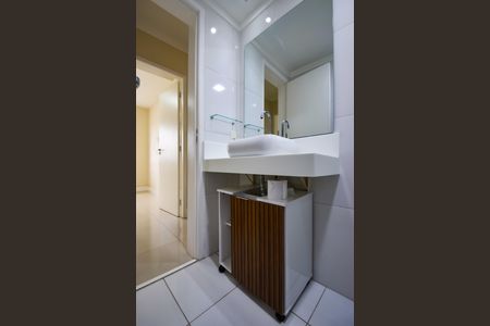 Apartamento à venda com 67m², 3 quartos e 1 vagaBanheiro Social