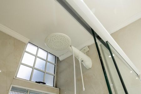 Casa para alugar com 300m², 3 quartos e 4 vagas Casa para alugar com 300m², 3 quartos e 4 vagasBanheiro da Suíte 1