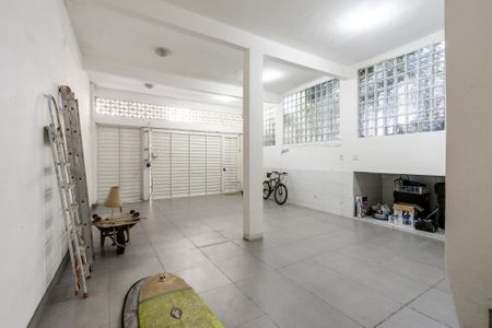 Casa para alugar com 300m², 3 quartos e 4 vagas Casa para alugar com 300m², 3 quartos e 4 vagasÁrea Externa