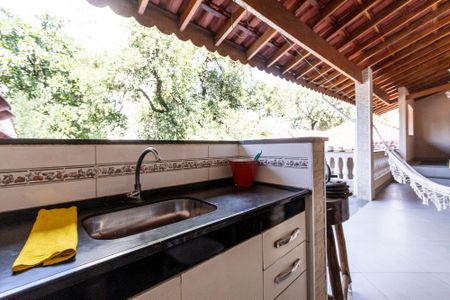 Casa para alugar com 300m², 3 quartos e 4 vagas Casa para alugar com 300m², 3 quartos e 4 vagasÁrea Externa