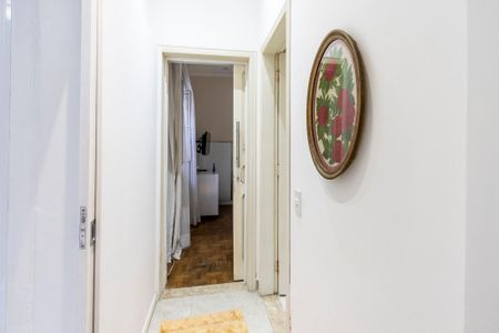 Casa para alugar com 300m², 3 quartos e 4 vagas Casa para alugar com 300m², 3 quartos e 4 vagasCorredor