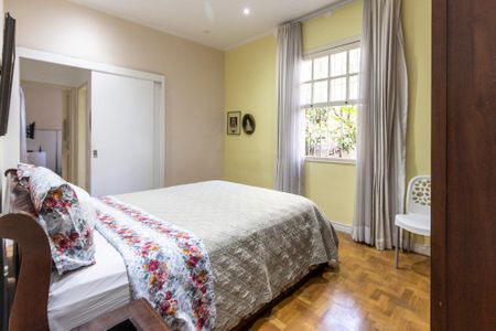 Casa para alugar com 300m², 3 quartos e 4 vagas Casa para alugar com 300m², 3 quartos e 4 vagasSuíte 1