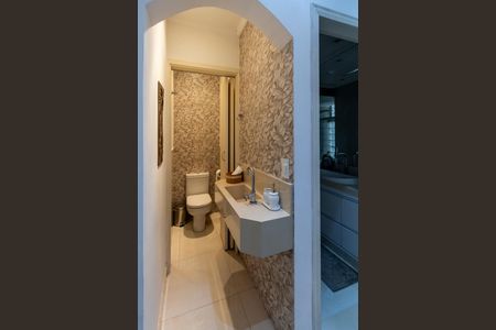 Casa para alugar com 300m², 3 quartos e 4 vagas Casa para alugar com 300m², 3 quartos e 4 vagasLavabo