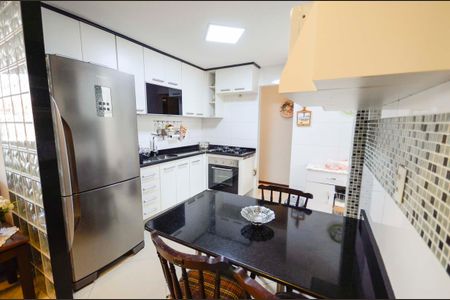 Apartamento à venda com 59m², 3 quartos e 1 vagaCozinha