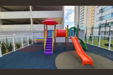 Apartamento à venda com 48m², 2 quartos e 1 vaga Apartamento à venda com 48m², 2 quartos e 1 vagaÁrea comum - Playground