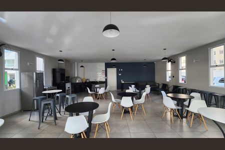 Apartamento à venda com 48m², 2 quartos e 1 vaga Apartamento à venda com 48m², 2 quartos e 1 vagaÁrea comum - Salão de festas