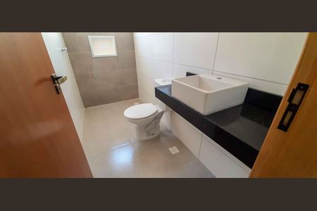 Casa à venda com 120m², 3 quartos e 4 vagasBanheiro da Suíte 3