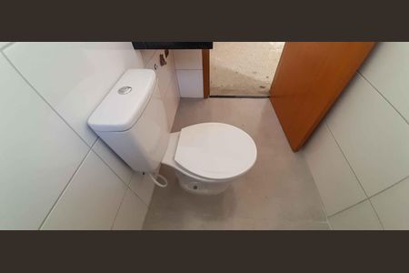 Casa à venda com 120m², 3 quartos e 4 vagasBanheiro da Suíte 1