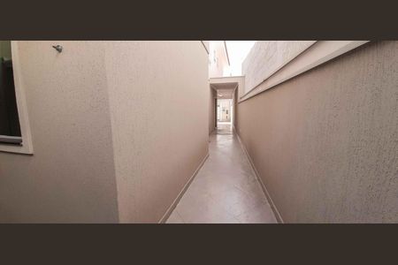 Casa à venda com 120m², 3 quartos e 4 vagasCorredor Externo