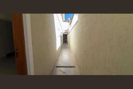 Casa à venda com 120m², 3 quartos e 4 vagasCorredor Externo