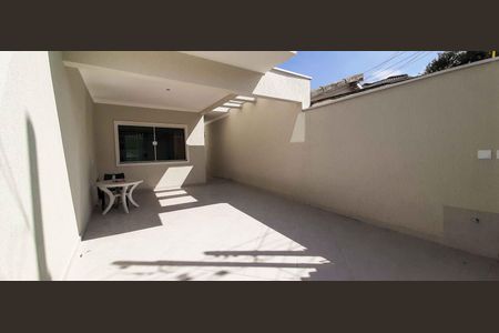 Casa à venda com 120m², 3 quartos e 4 vagasGaragem