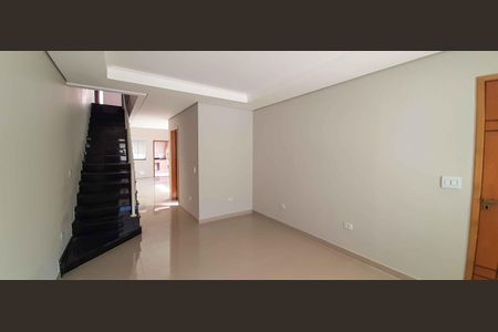 Casa à venda com 120m², 3 quartos e 4 vagasSala