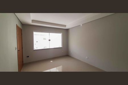 Casa à venda com 120m², 3 quartos e 4 vagasSala