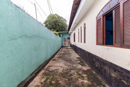 Casa à venda com 315m², 3 quartos e 4 vagasQuintal