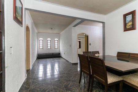 Casa à venda com 315m², 3 quartos e 4 vagasSala de Jantar