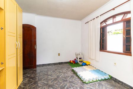 Casa à venda com 315m², 3 quartos e 4 vagasSuíte