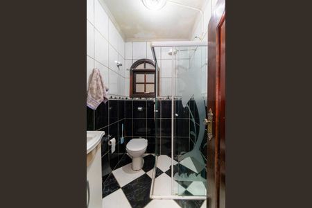 Casa à venda com 315m², 3 quartos e 4 vagasBanheiro Social